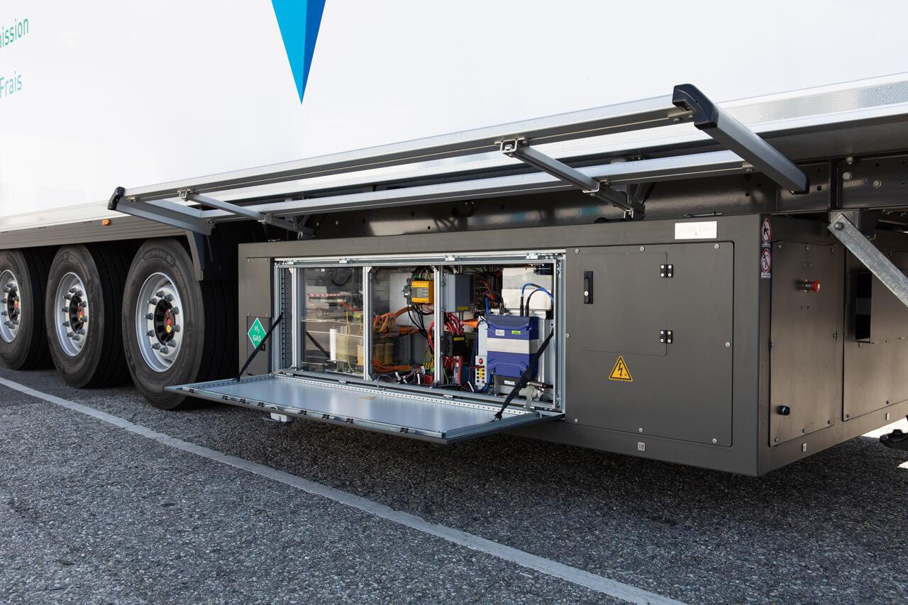 A Bosch mérnökeinek segítségével született meg az üzemanyagcellás félpótkocsi