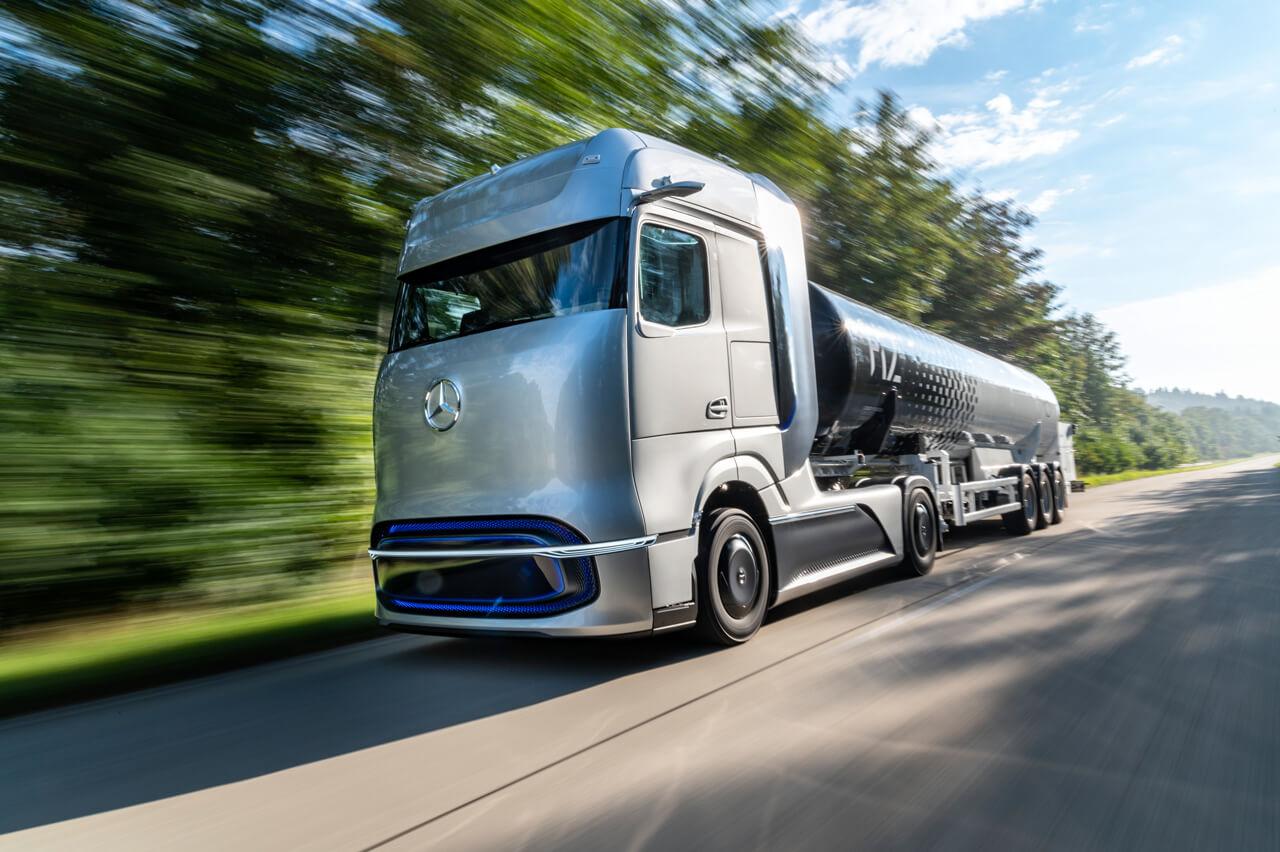 A Daimler és a Volov évek óta fejleszti saját üzemanyagcellás tehergépjármű-családját, a közös út azonban könnyebbnek tűnik