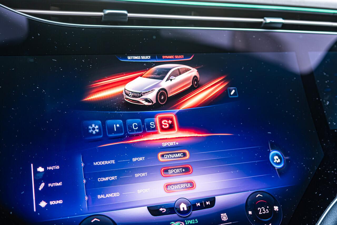A jövőben akár utólag is korrigálható a járművek viselkedése, szoftveres frissítésekkel. Ráadásul ezzel a megoldással akár a piacok egyedi igényeihez is igazíthatók lesznek a járművek