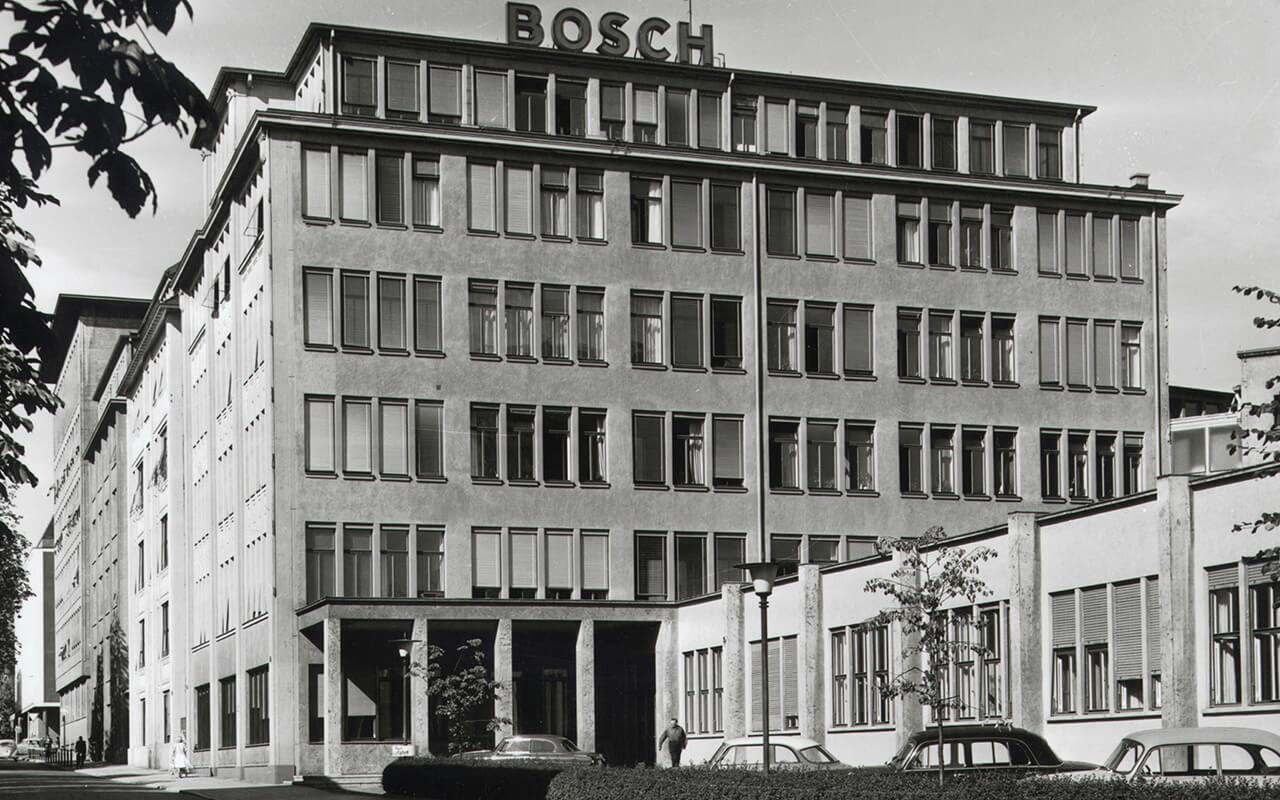 A vállalat székhelye Stuttgartban 1963-ban